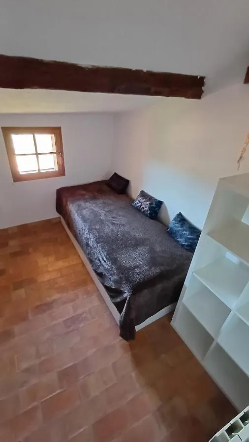 Maison Porte Heureuse Roussillon en Isere 0*,  Francia